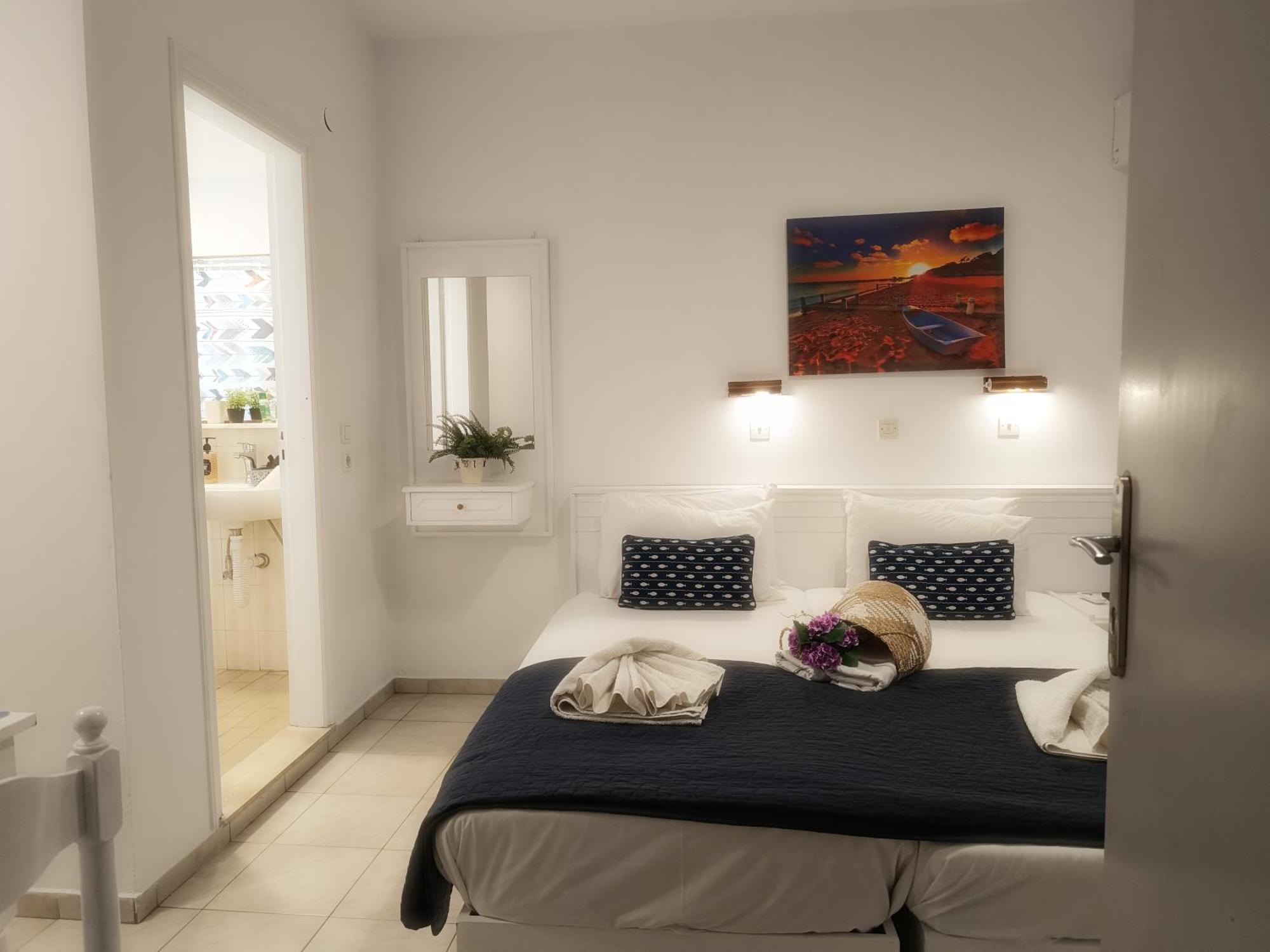 Nautilus City Studios & Apartments Rhodes City Стая снимка